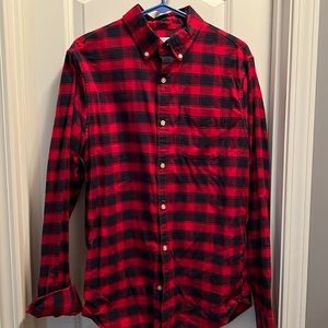 New Men’s GAP Plaid Button Down Shirt Size M